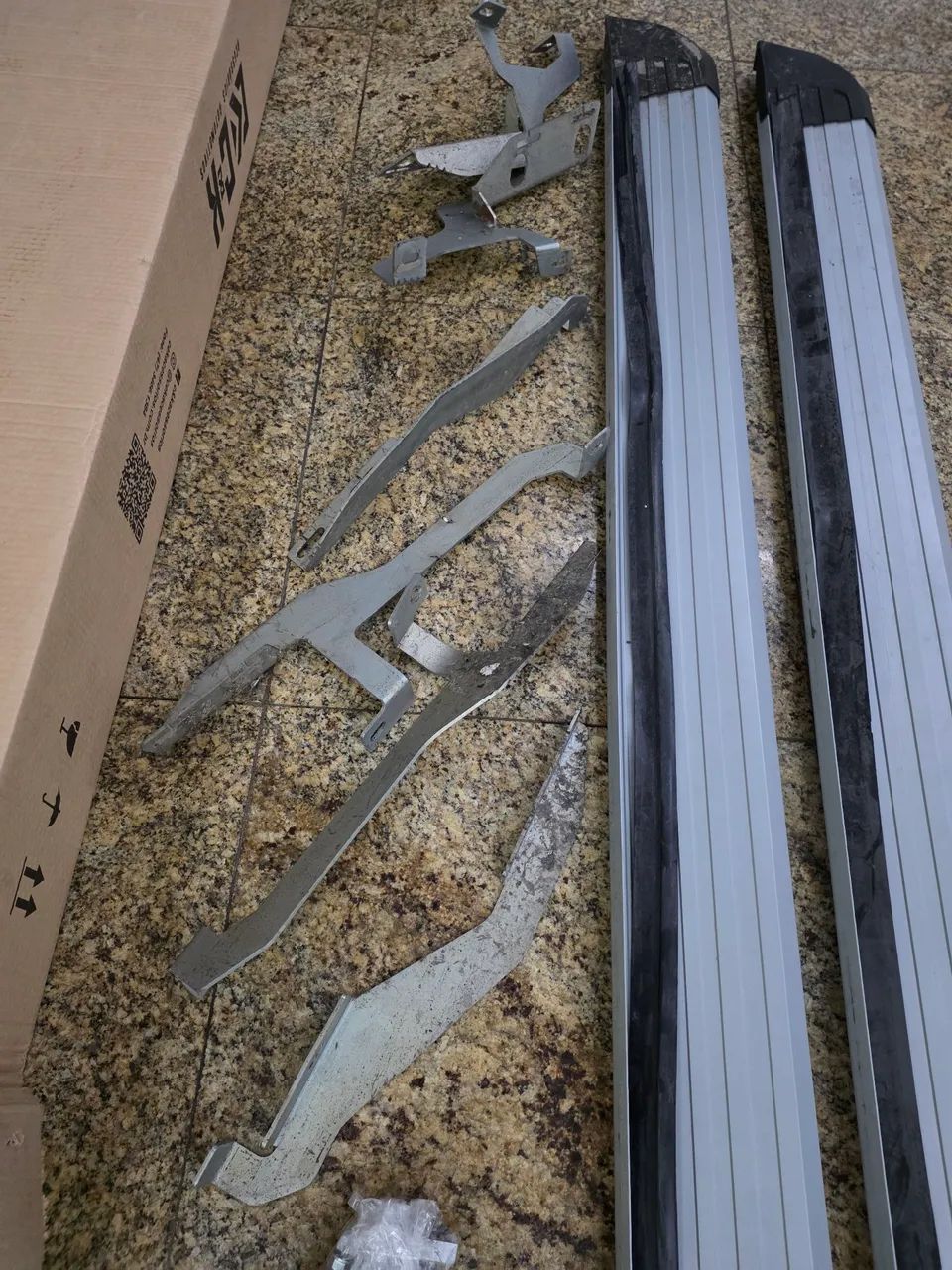 Acessório para jeep commander 65704287530371122