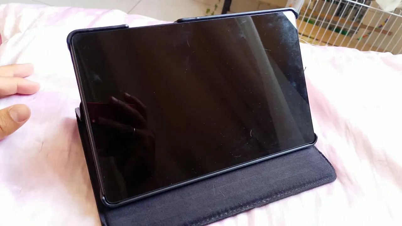 Vendo tablet semi novo