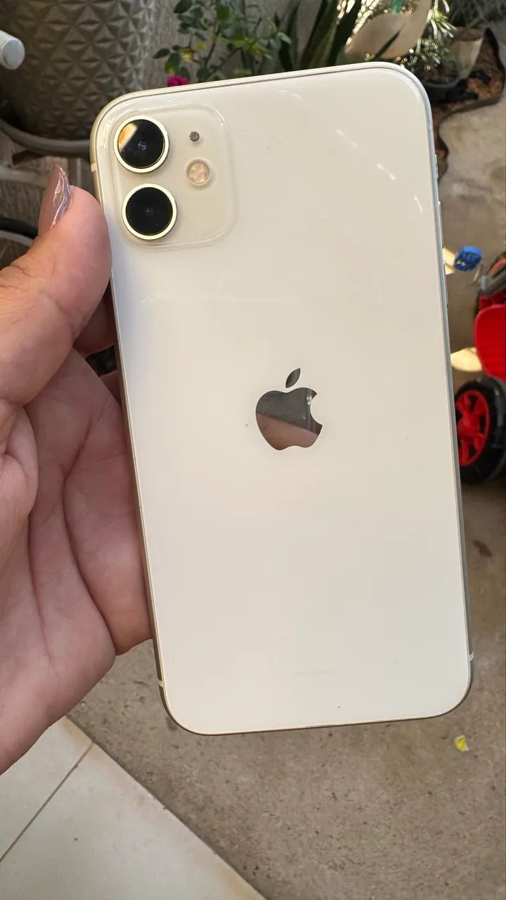 iPhone 11 