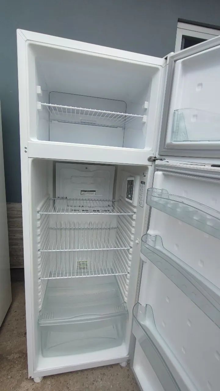 VENDO GELADEIRA CONSUL COM GARANTIA  - Foto 4