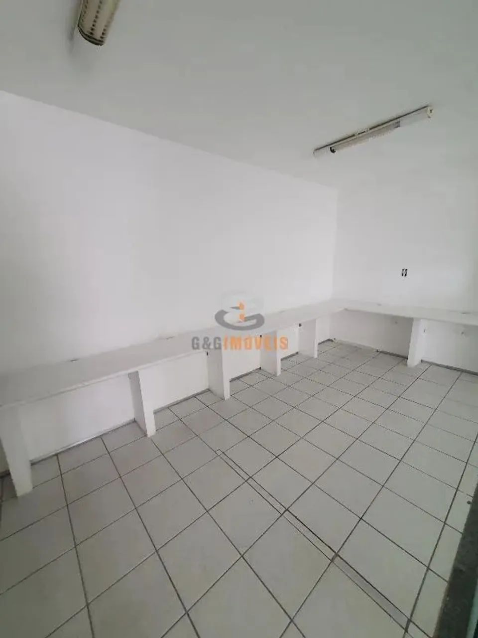 EXCELENTE PRÉDIO COMERCIAL - Foto 4