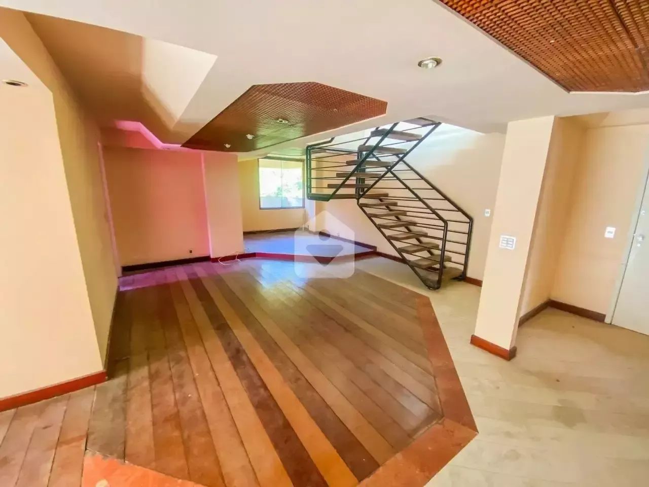 Cobertura para venda com 4 quartos, 197m² - Centro - Petrópolis/RJ - Foto 3