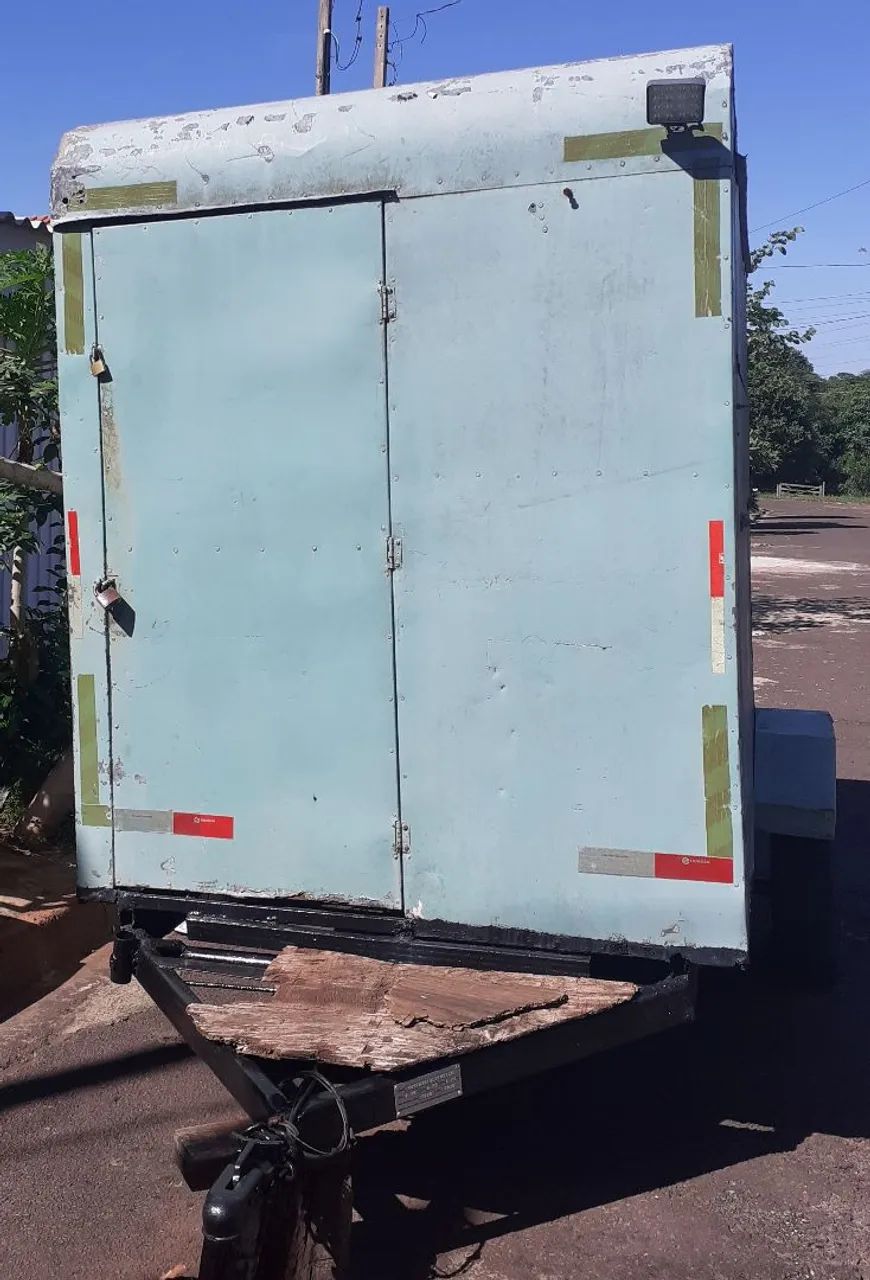 Vendo trailer baú fechado  - Foto 3