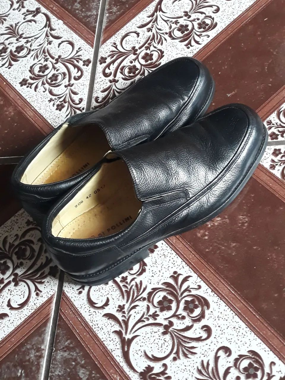 Sapato de couro Di Pollini - Foto 4