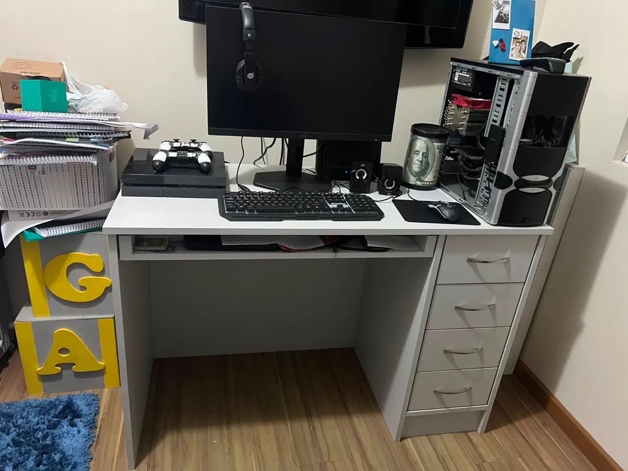 Mesa de estudo - Escrivaninha 