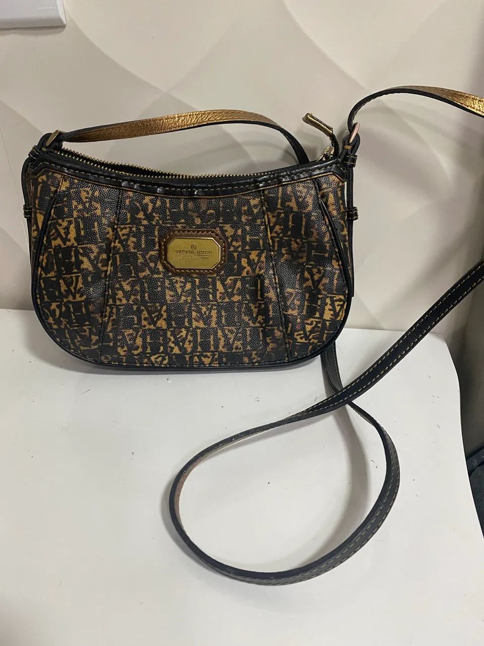 Bolsa Victor Hugo