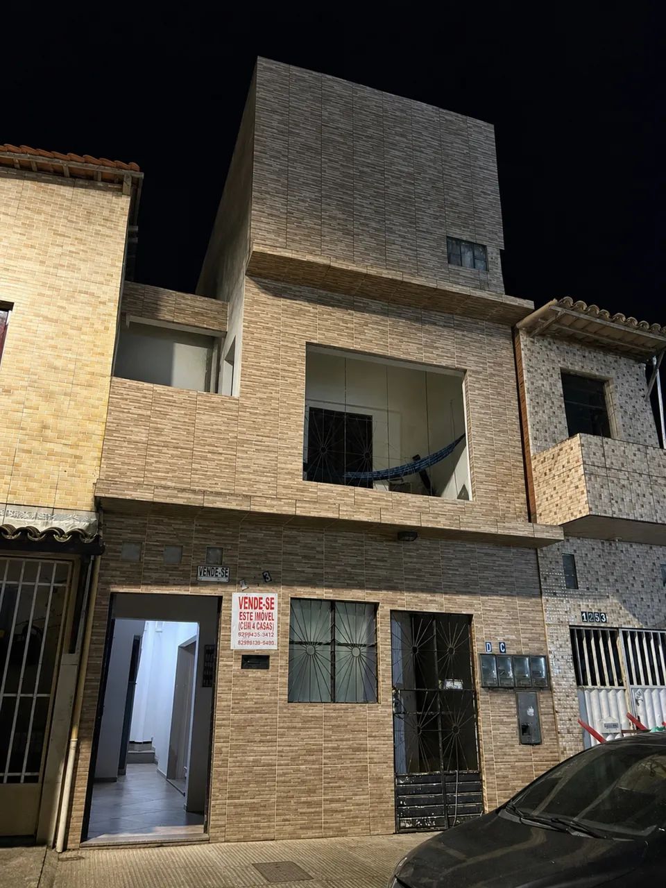 Casa com 3 kitinetes