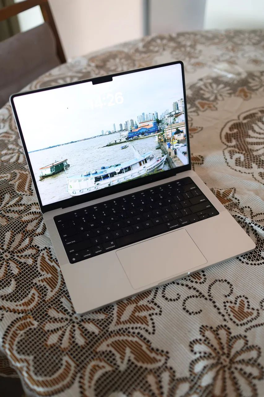 2021購入M1 MacBook Pro 13 16GB 1TB Apple MacBook Pro de 14,2″ com Chip M1 Pro 16g/SSD 1TB ( 2021