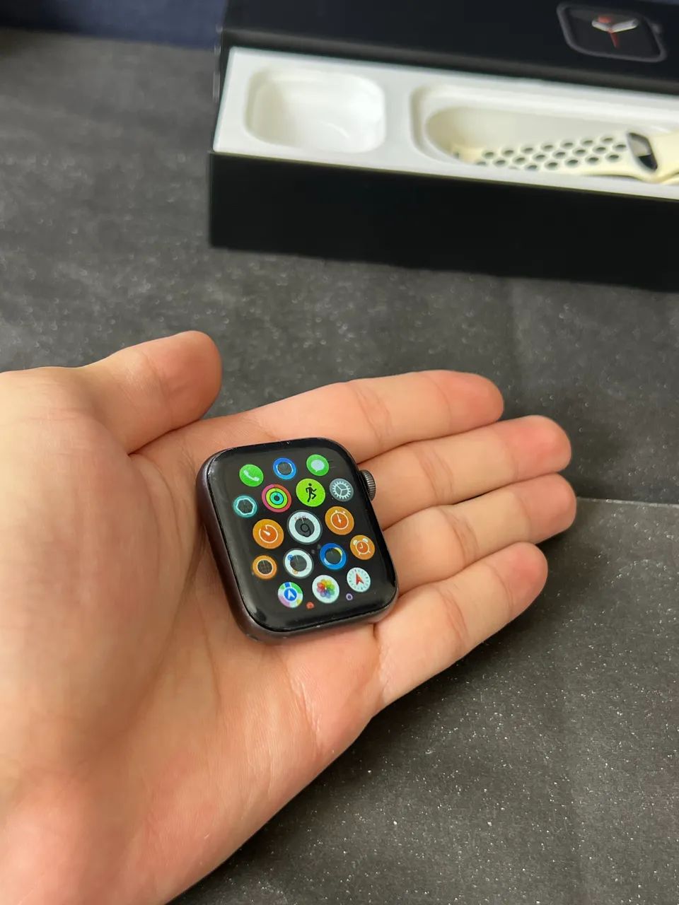 nike apple watch series 5 44mm cellular