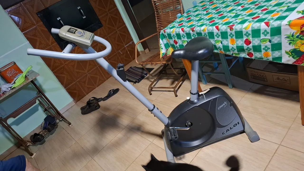 Bicicleta ergometrica caloi clb10 - Foto 2