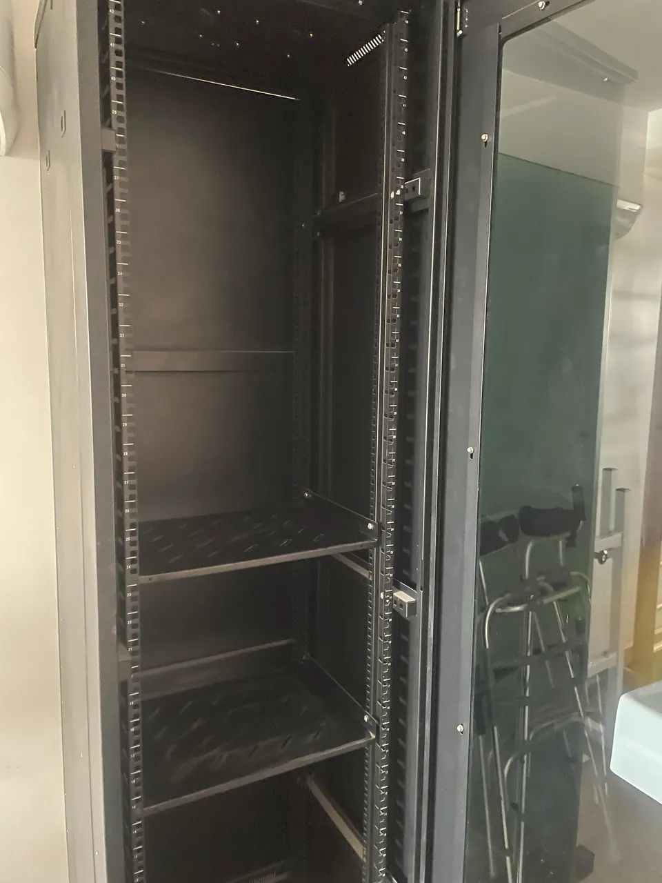 Rack em metal para aparelhos eletrônicos  - Foto 2