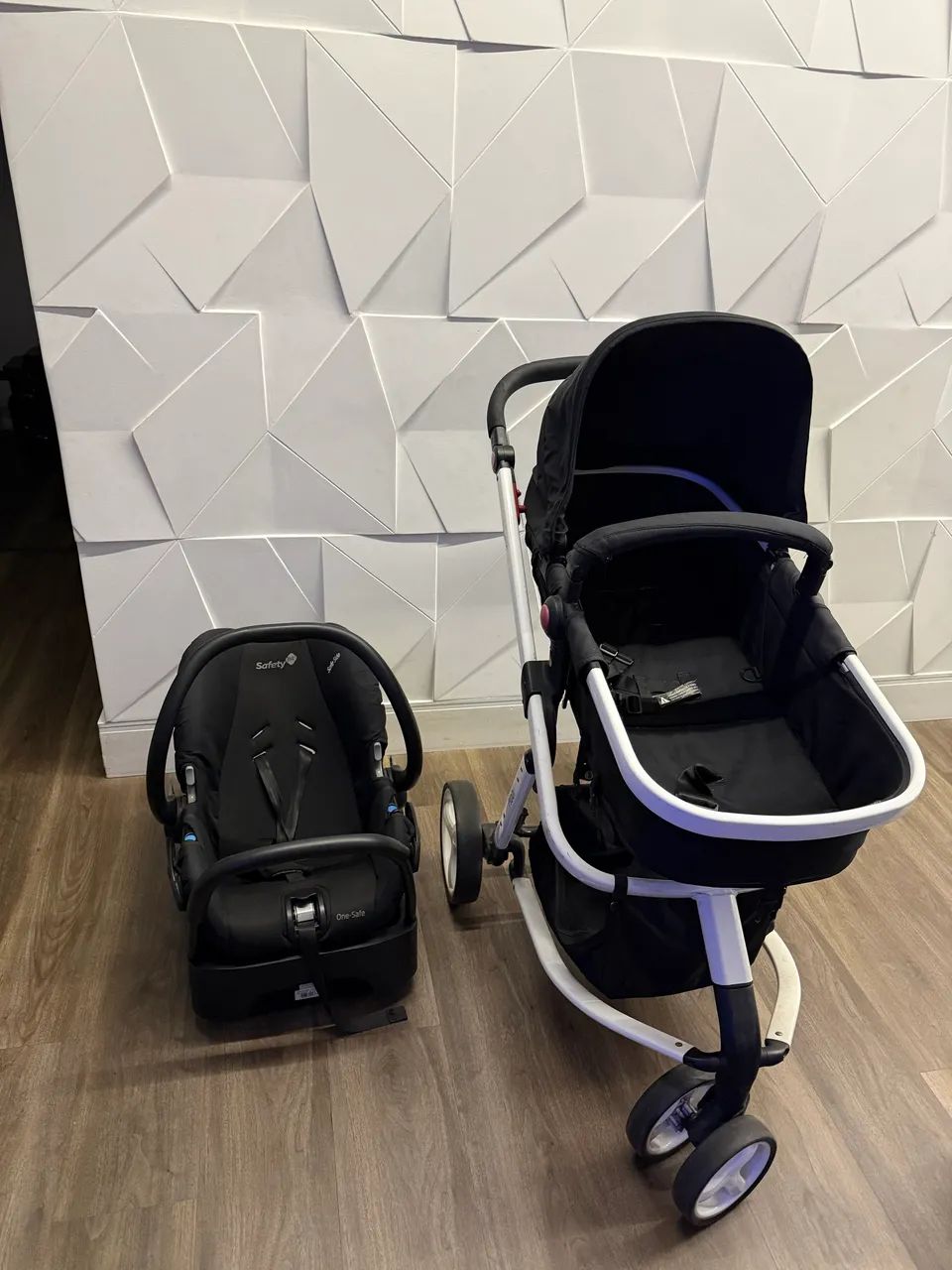 Carrinho e bebê conforto com base - Foto 4
