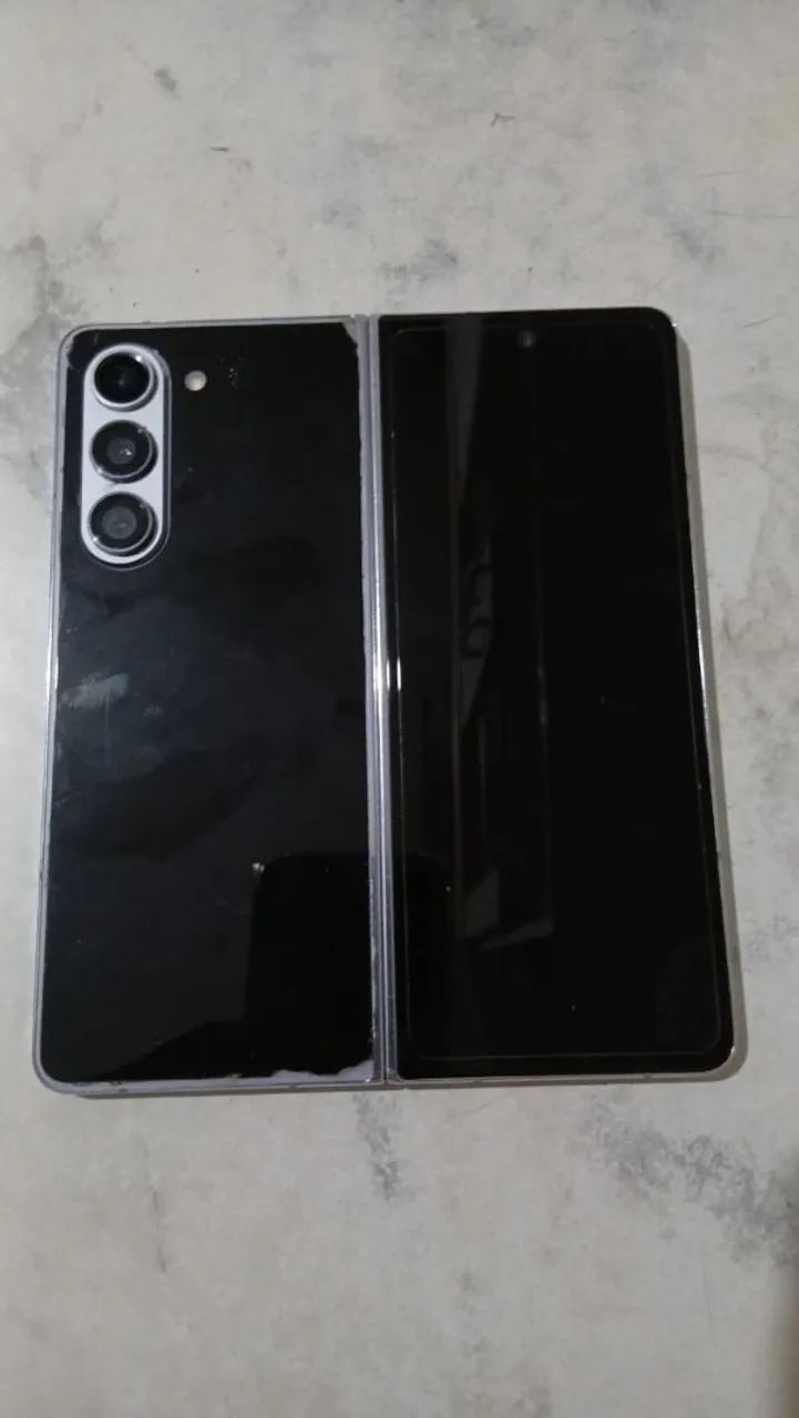 Samsung Galaxy Z Fold 5  - Foto 2
