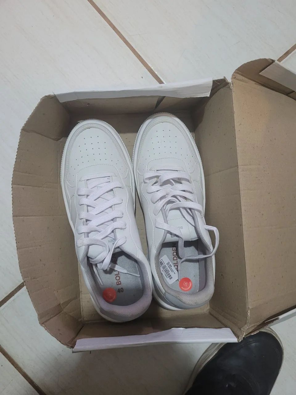 Tenis boldden