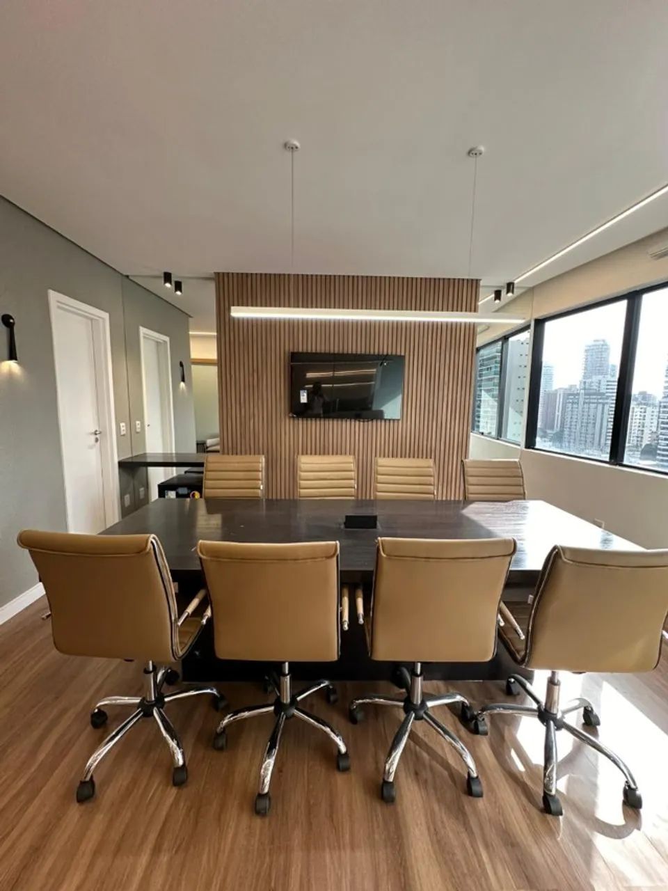 Cadeiras de reunião Seattle bege com base cromada - Foto 4