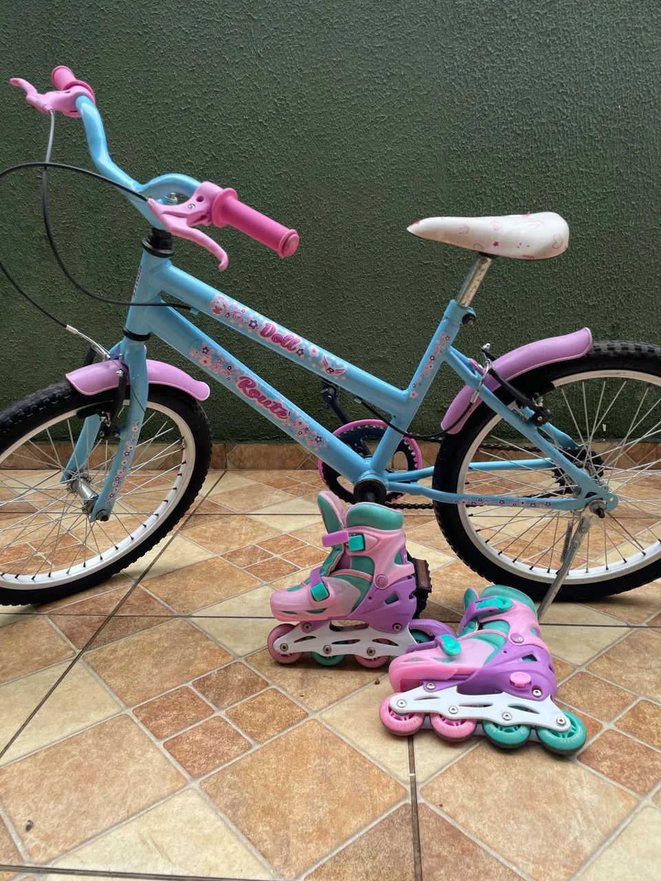 Bicicleta e patins  - Foto 2