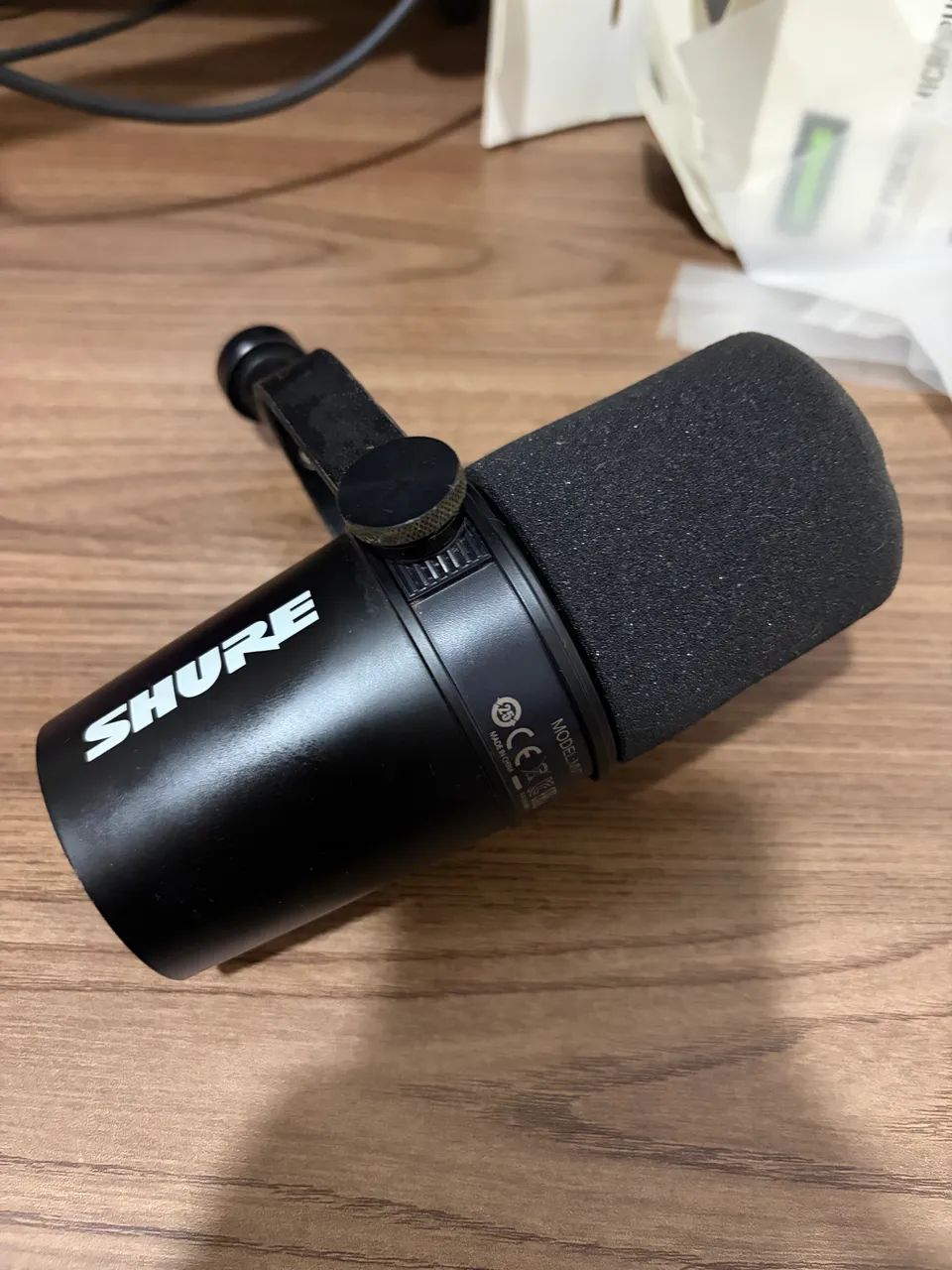 Shure MV7 Microfone  - Foto 3