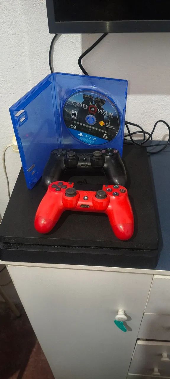 Vendo Console PS4 slim  