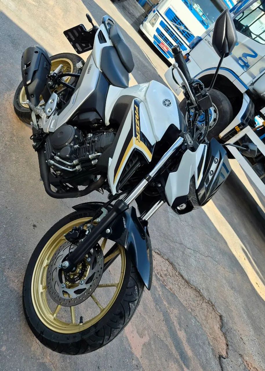 YAMAHA FAZER 250 2025 | 9.450 KM - Foto 3