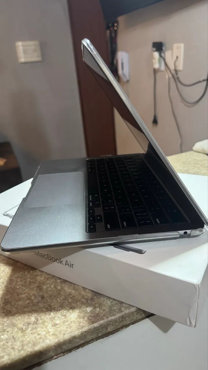 MacBook Air M2