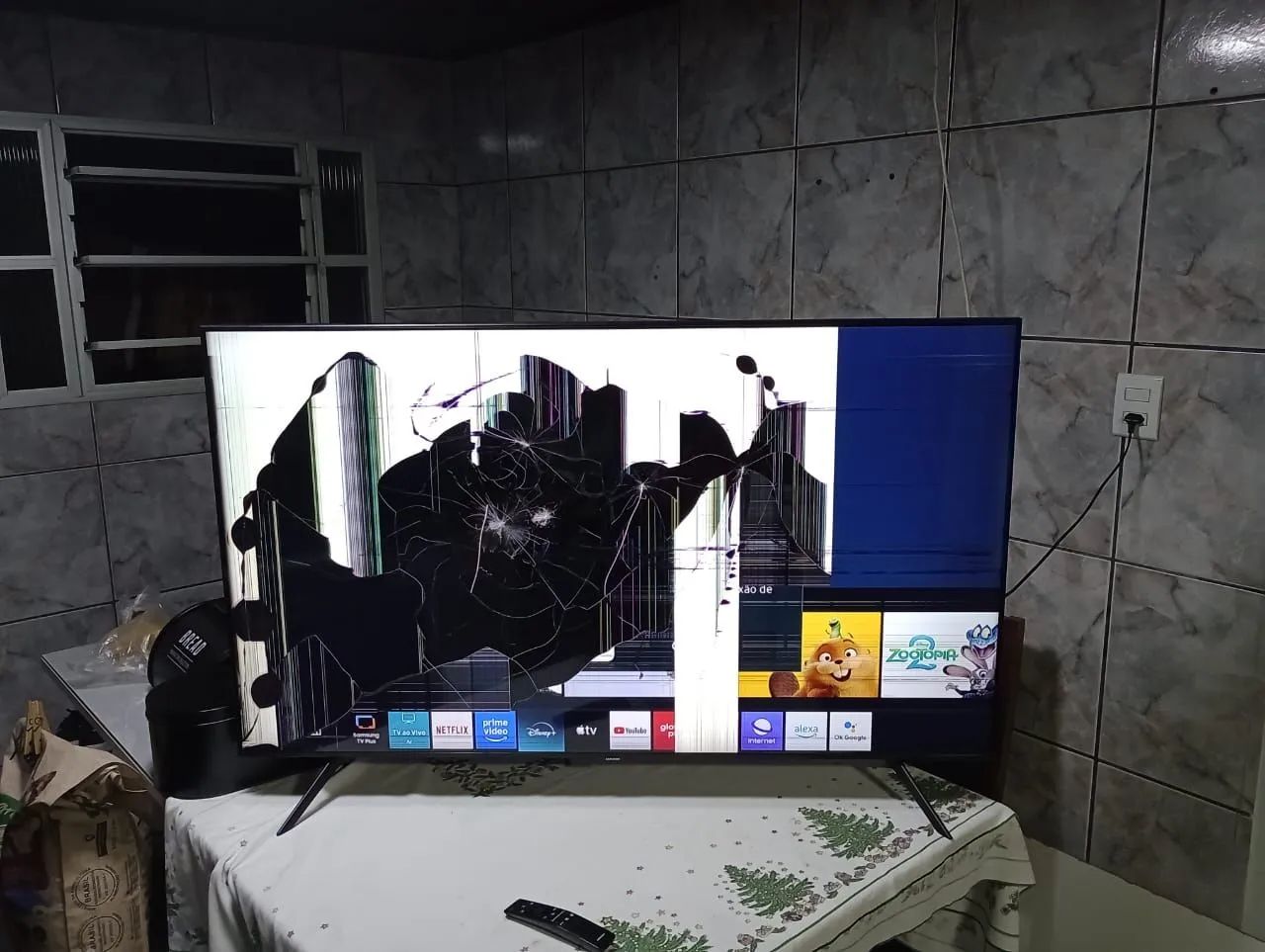 TV Samsung 55 tela quebrada  - Foto 2