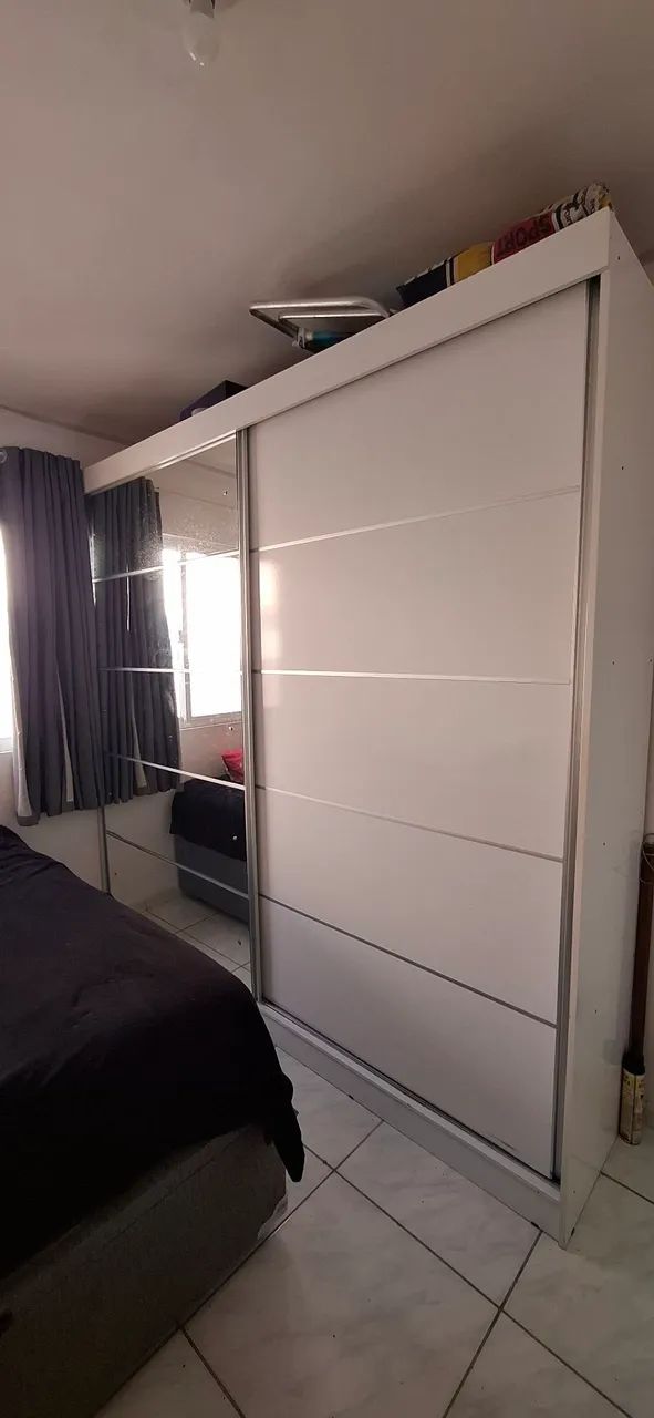 Roupeiro MDF Casal Espelhado