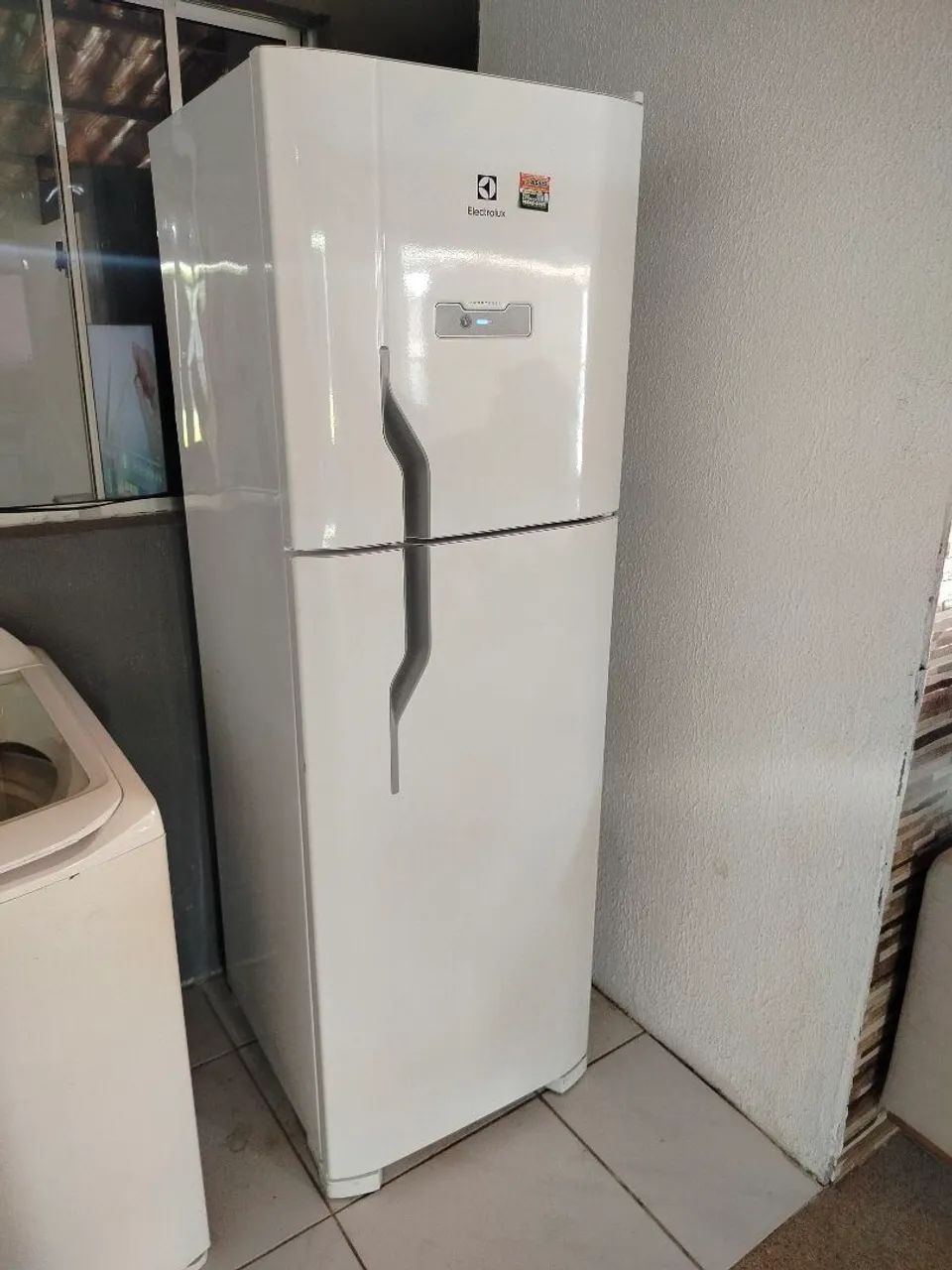 Geladeira semi nova