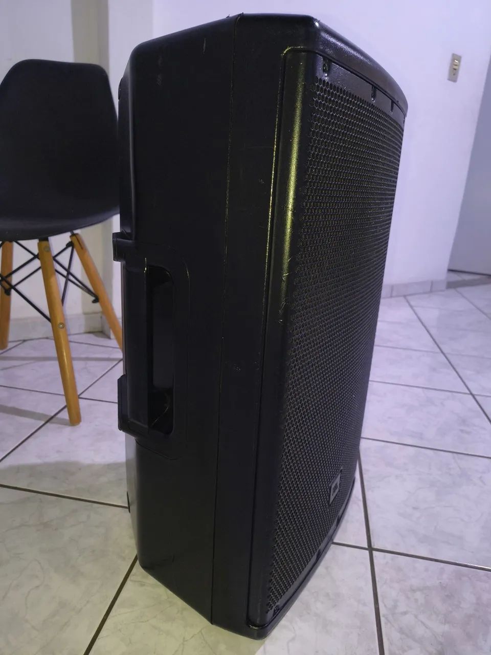 Caixa Ativa JBL EON 612 - Foto 2
