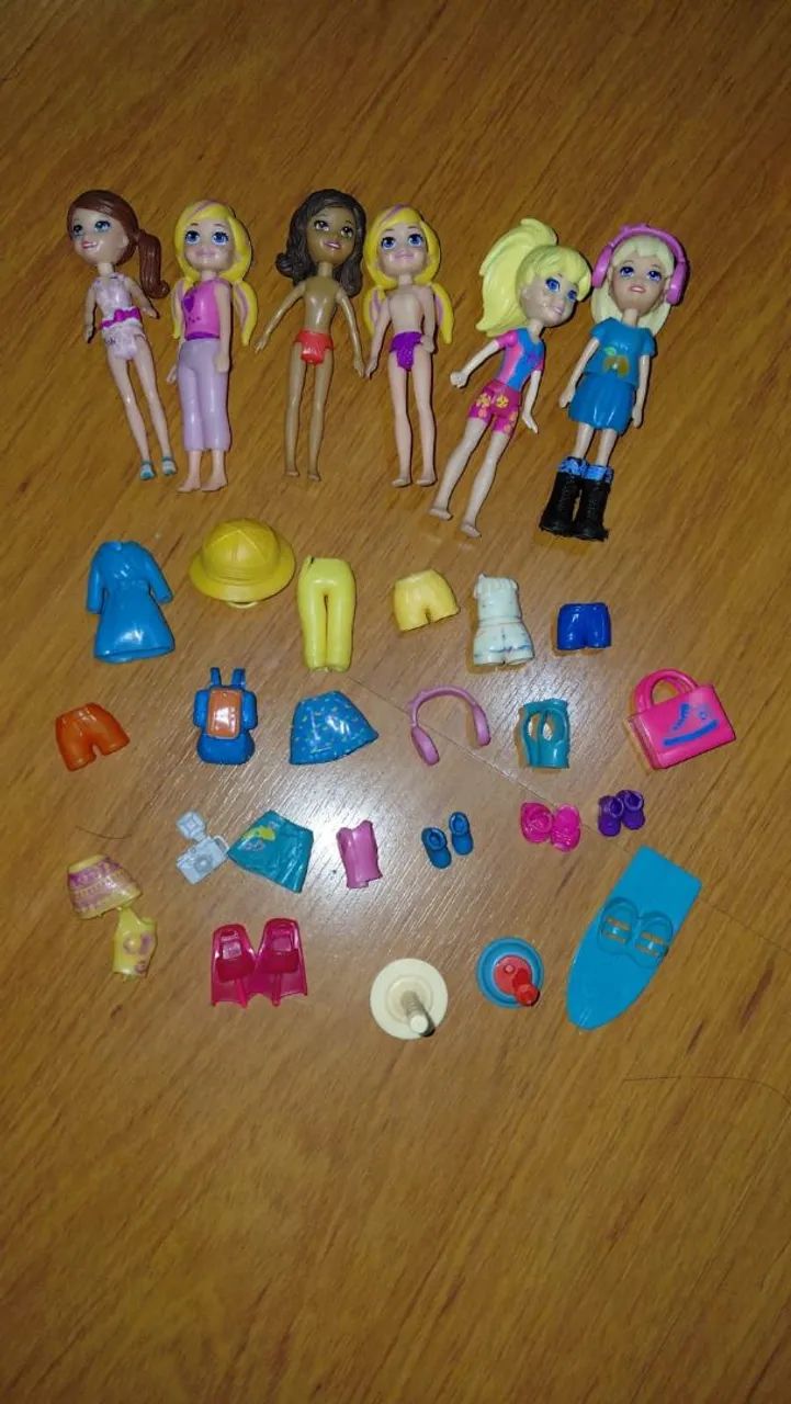Bonecas  Poly e acessórios 