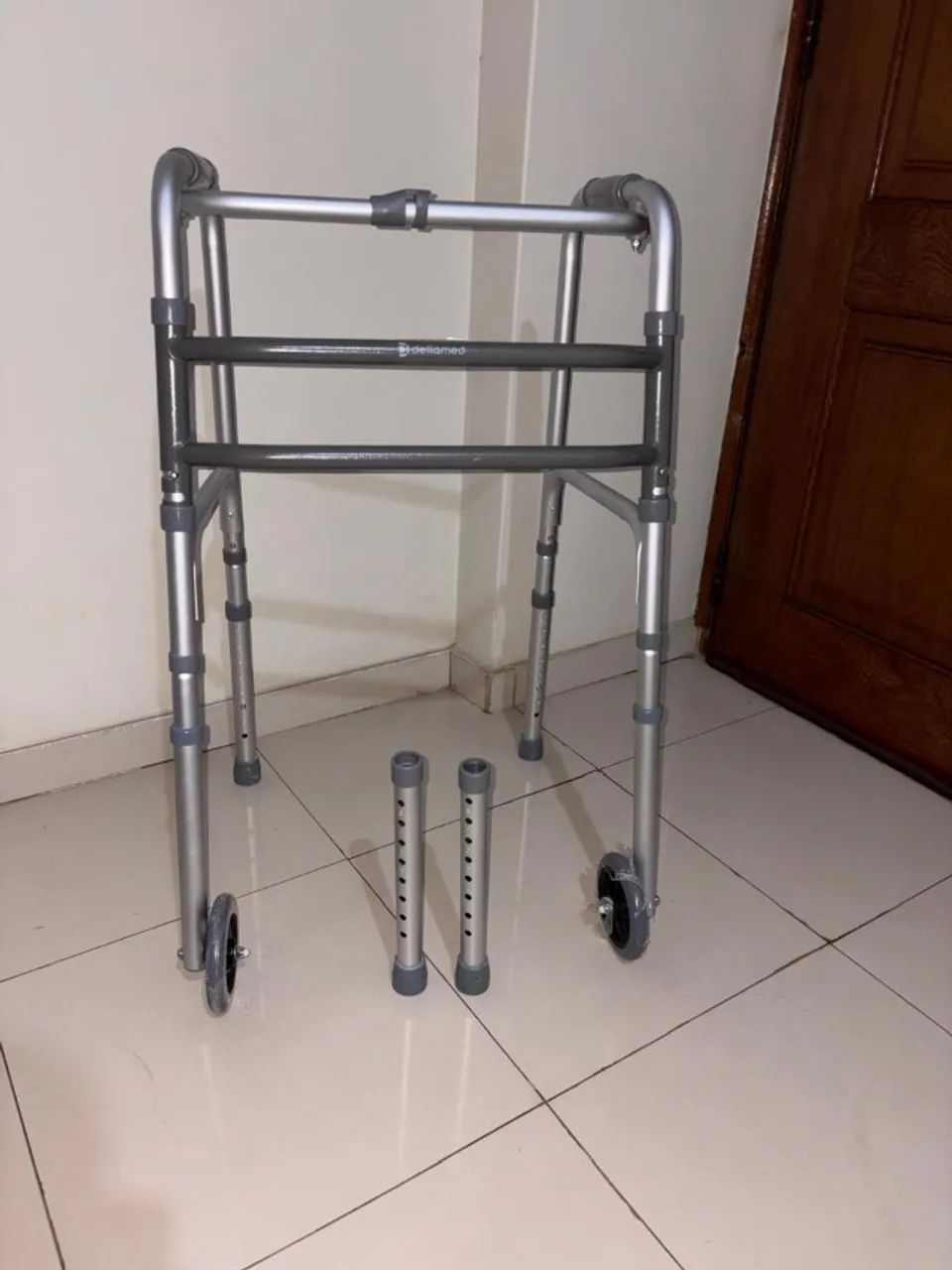 Vendo Andador Modelo D10 - Foto 2