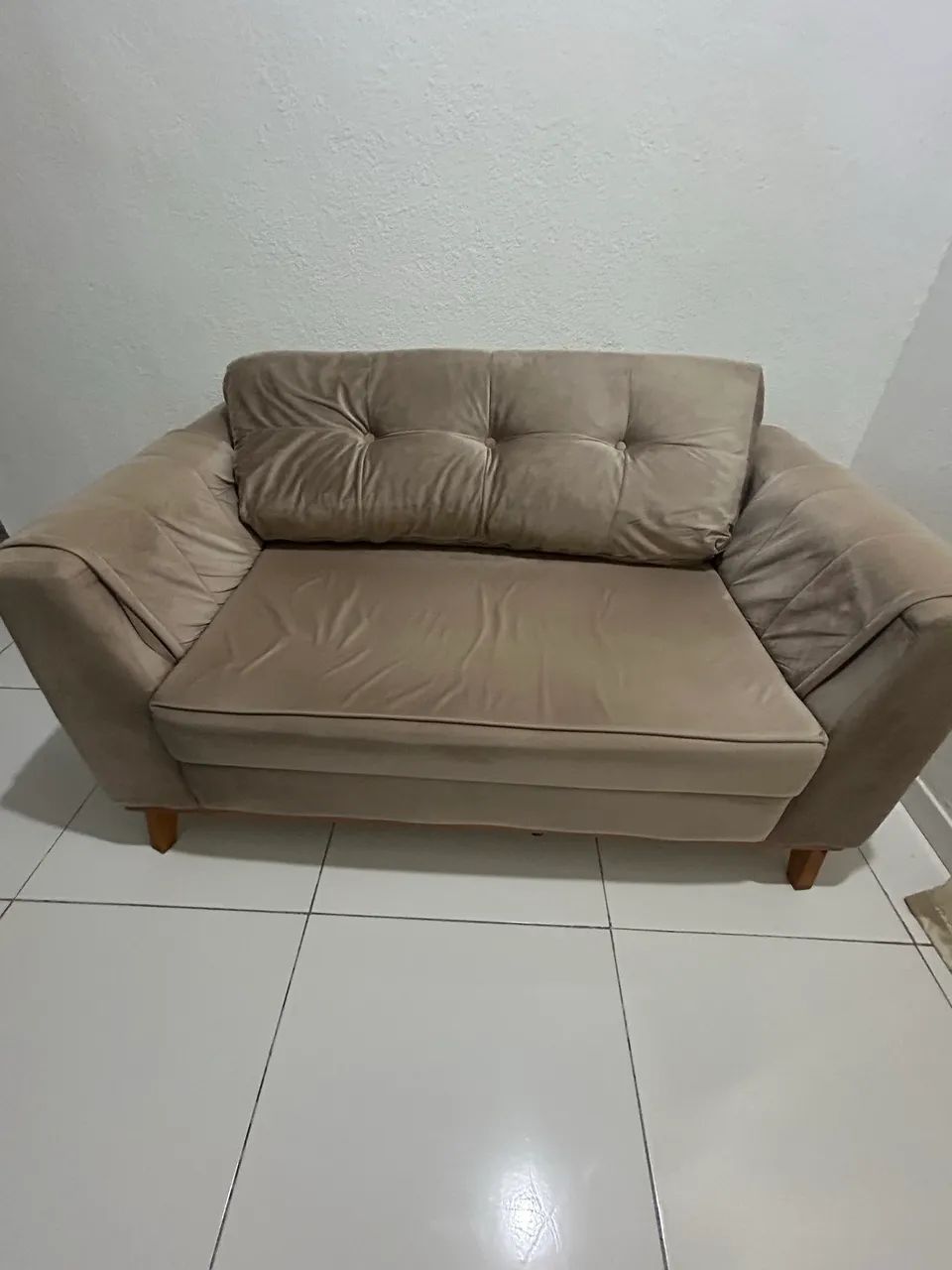 Sofá 2 lugares veludo  - Foto 2