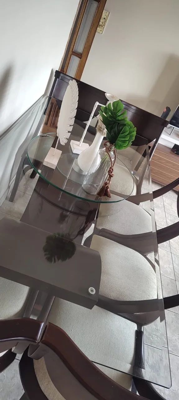MESA DE JANTAR EM MADEIRA IMBUIA + 6 CADEIRAS - Foto 4