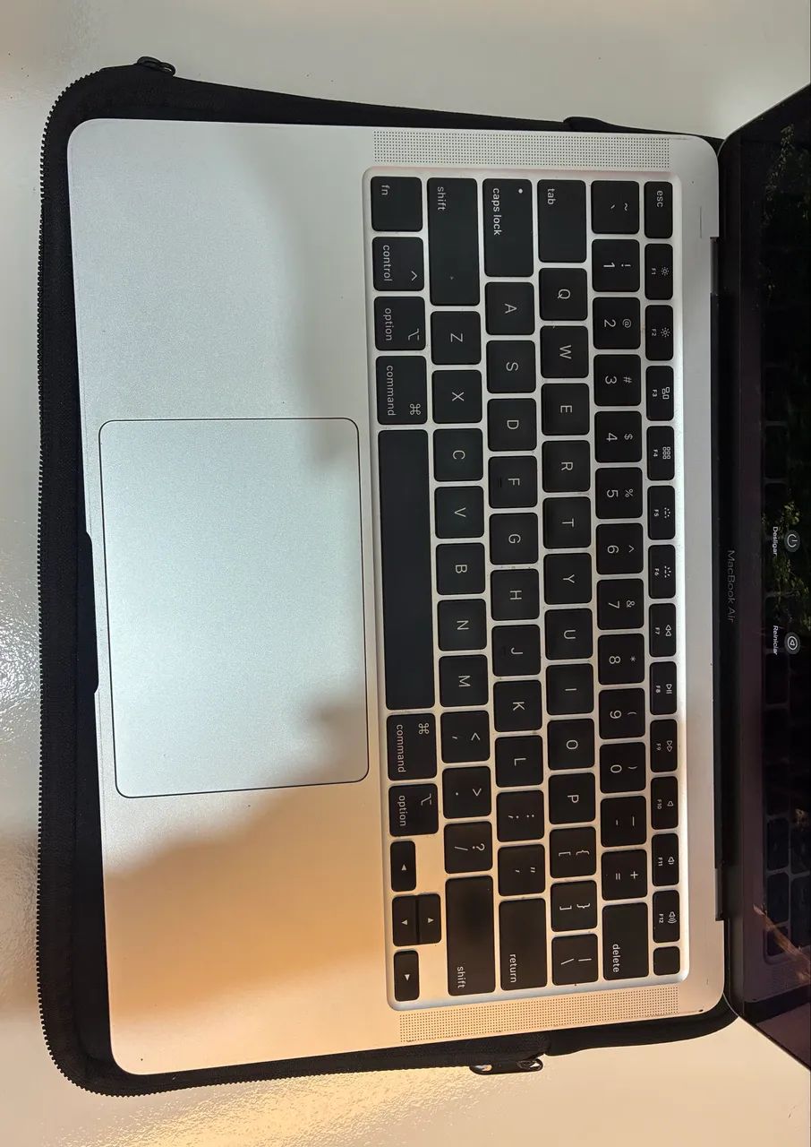 Macbook Air 13 i5 500gb + Capa + Case + Película de teclado - Foto 3