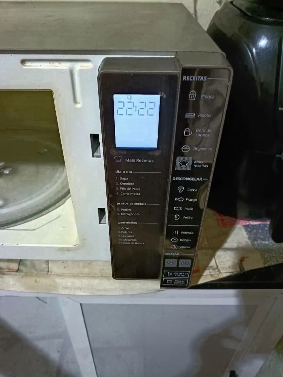 Microondas 32 litros Brastemp 220wts - Foto 2