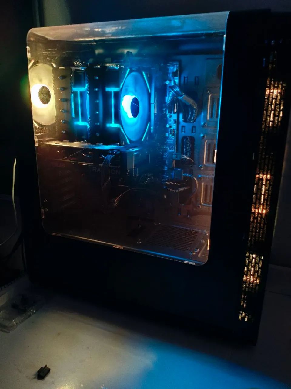 Gabinete Thermaltake View 27 lateral curva. - Foto 4