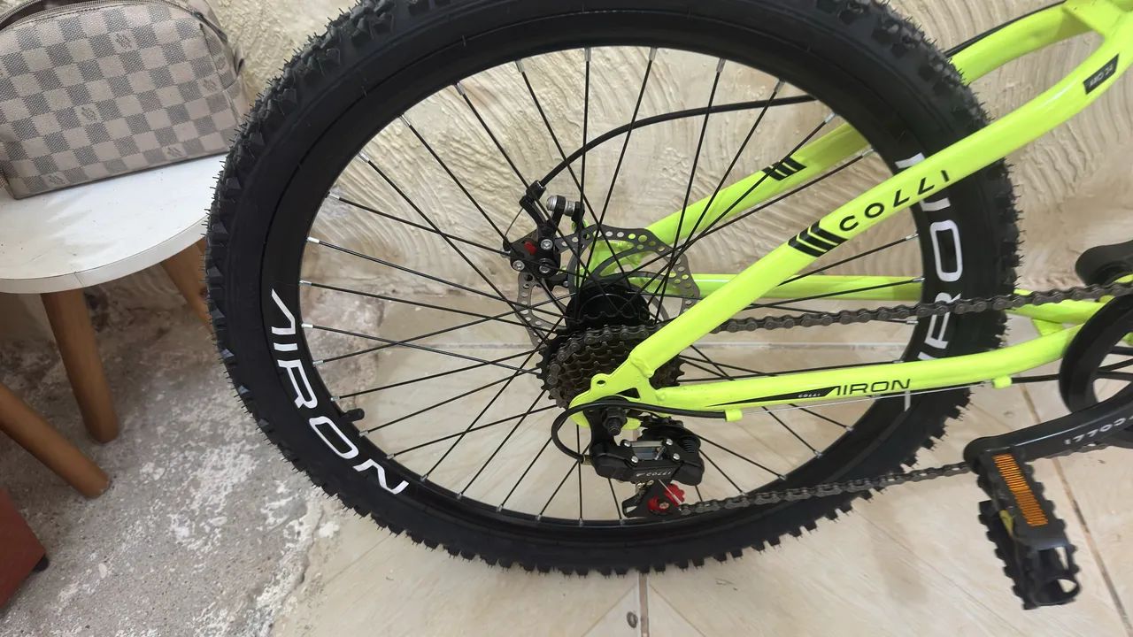 Bicicleta aro 24 - Foto 2