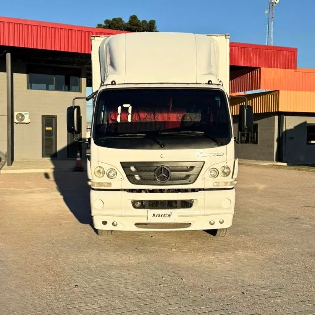 MB ACCELO 1016 4x2 - Foto 2