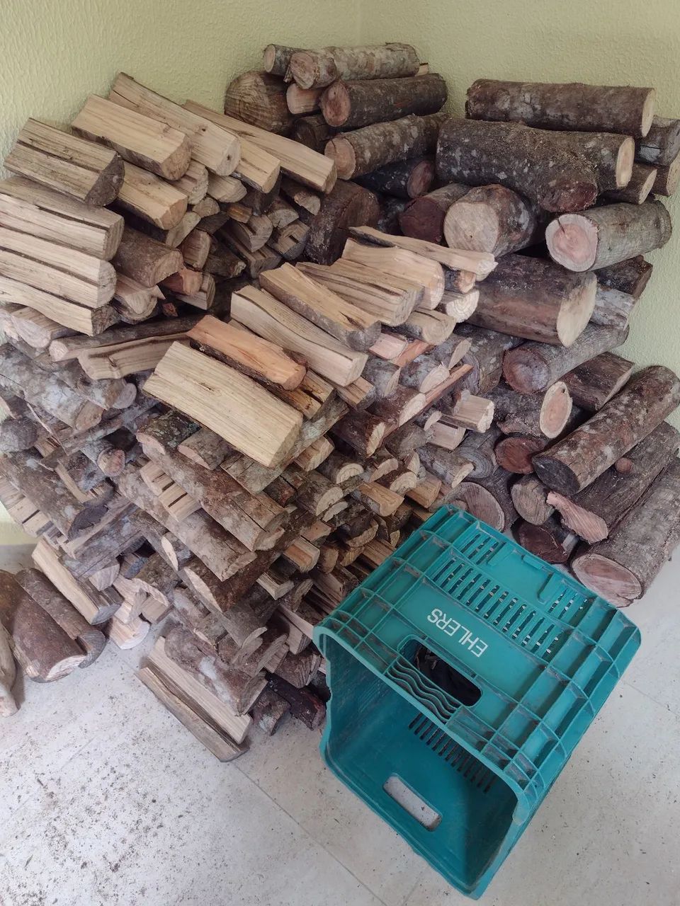 Lenha para fogão, churrasqueira, lareira, forno. Entregas em Curitiba e região.  - Foto 4