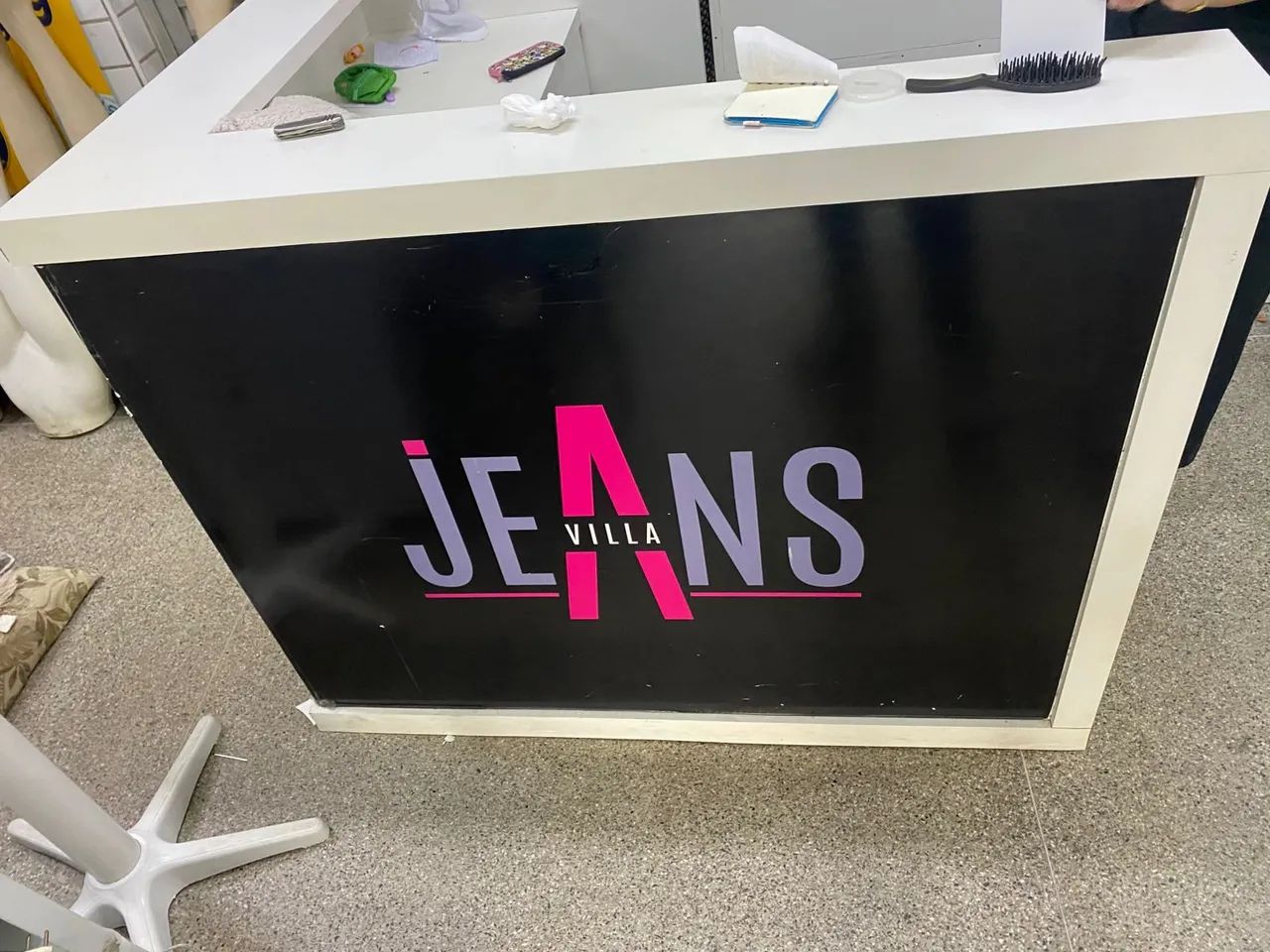 Balcão/Caixa de loja. Robusto, com três gavetas e muito resistente. - Foto 2