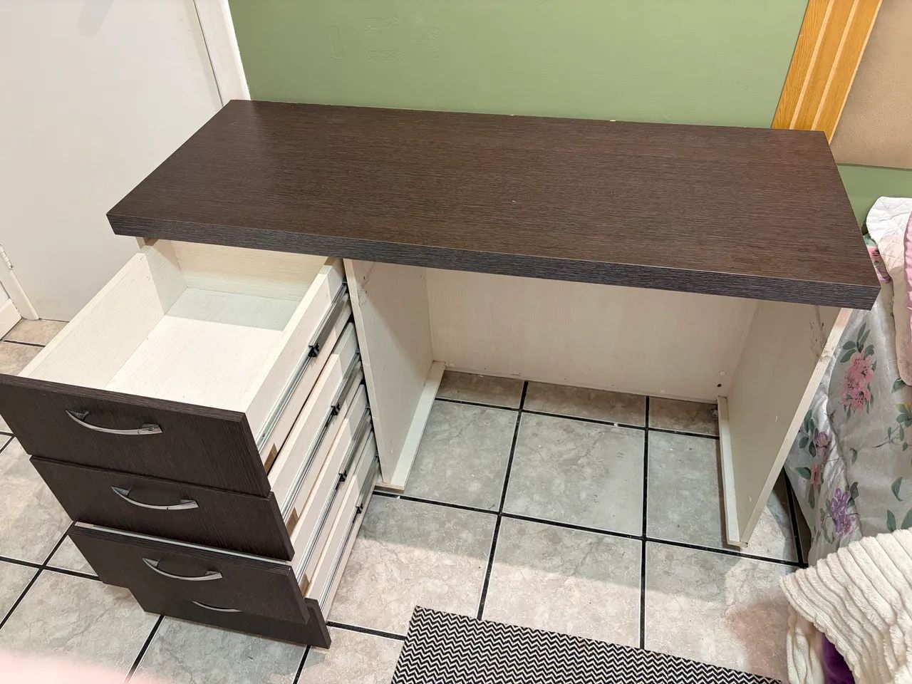 Escrivaninha, mesa de escritório, penteadeira  - Foto 3