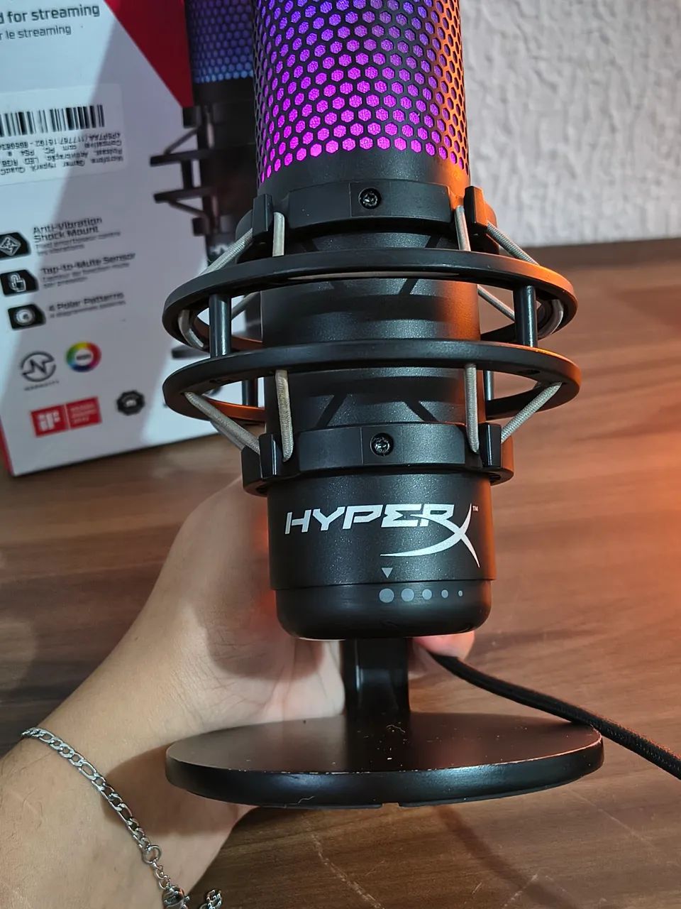 Microfone HyperX QuadCast com Caixa | Envio OLX Pay | Aceito Cartão | Entrego - Foto 4