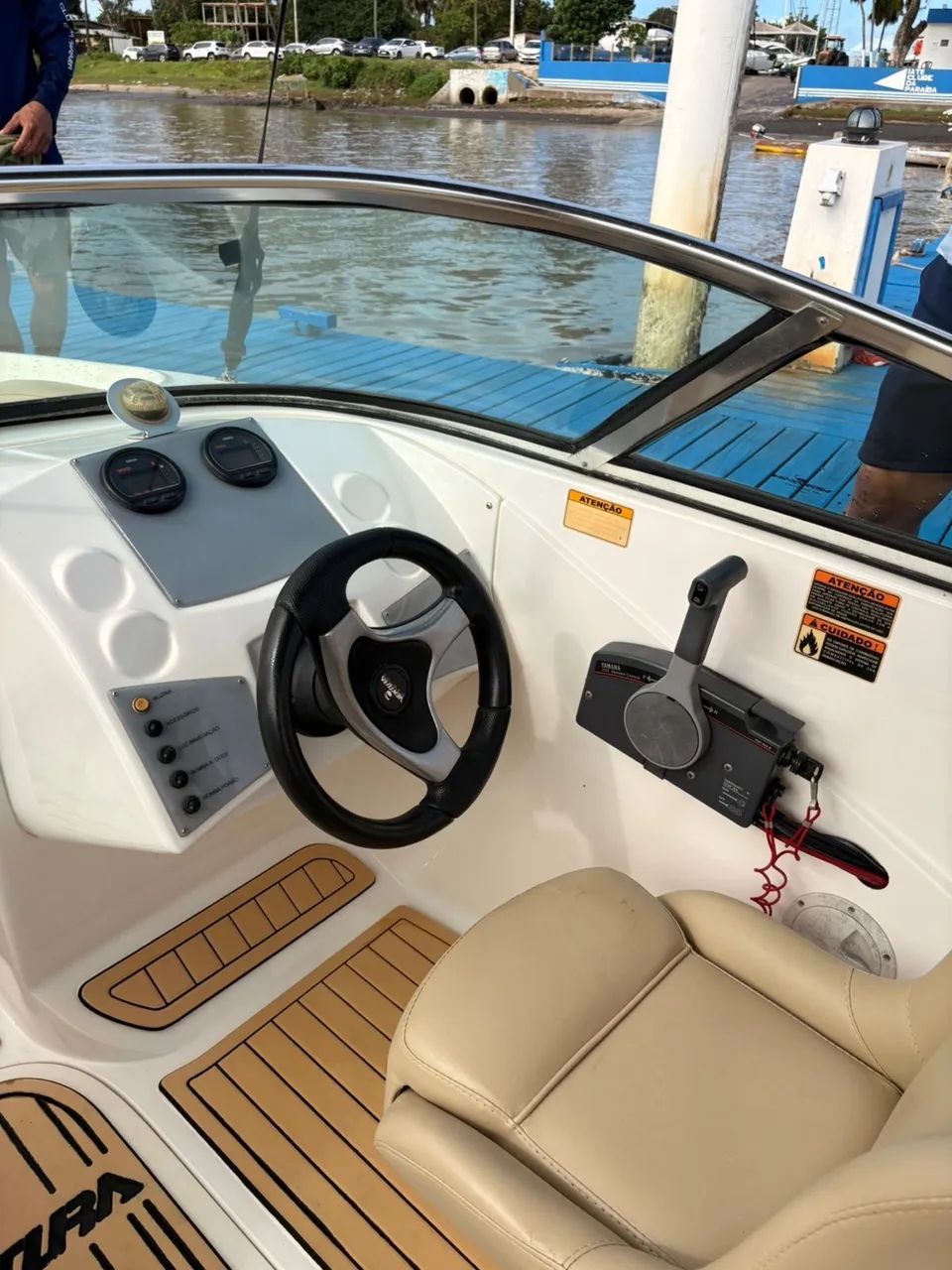 Lancha Ventura 195 / motor 90hp Yamaha - Foto 4