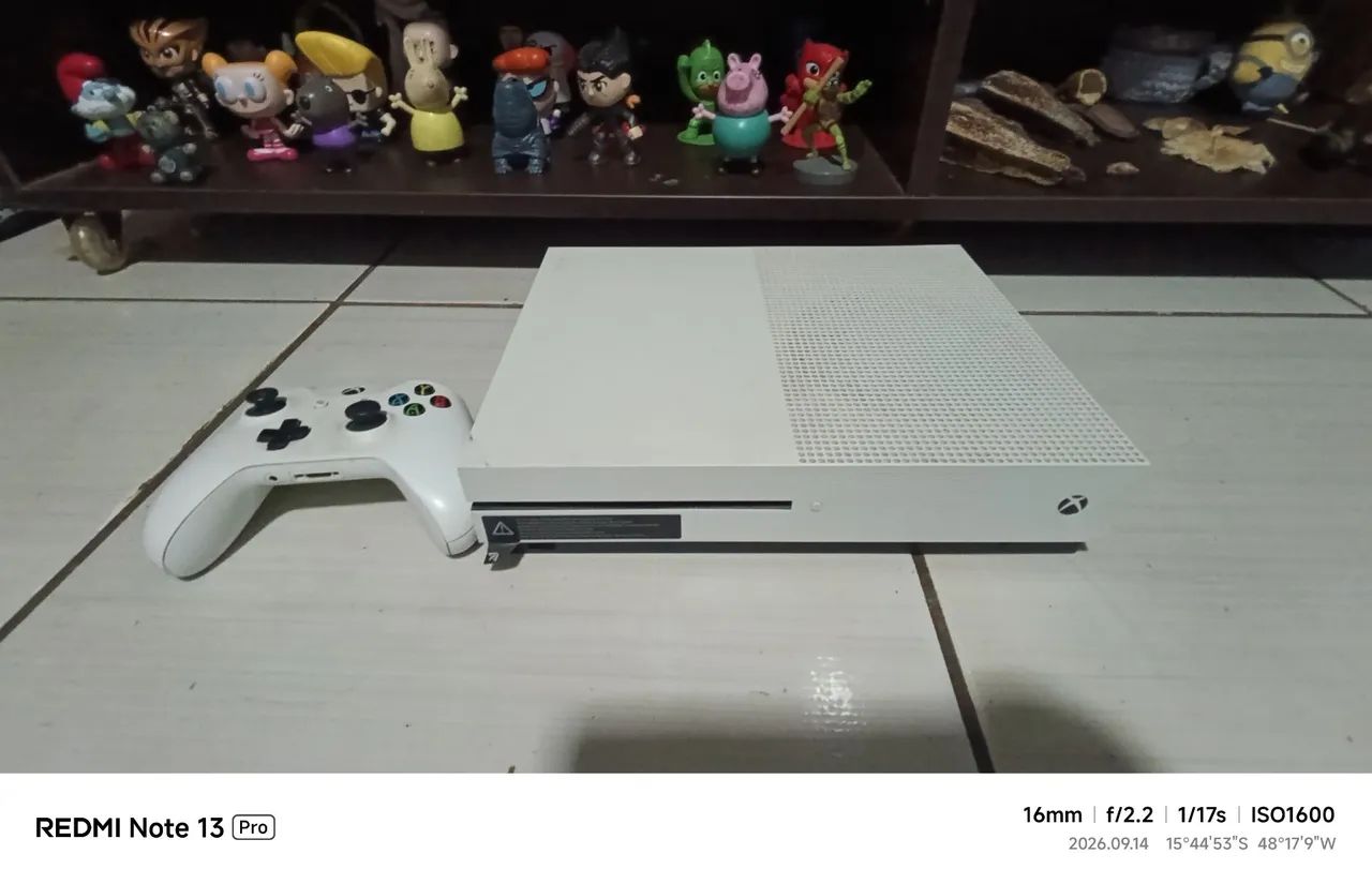 Xbox One S 