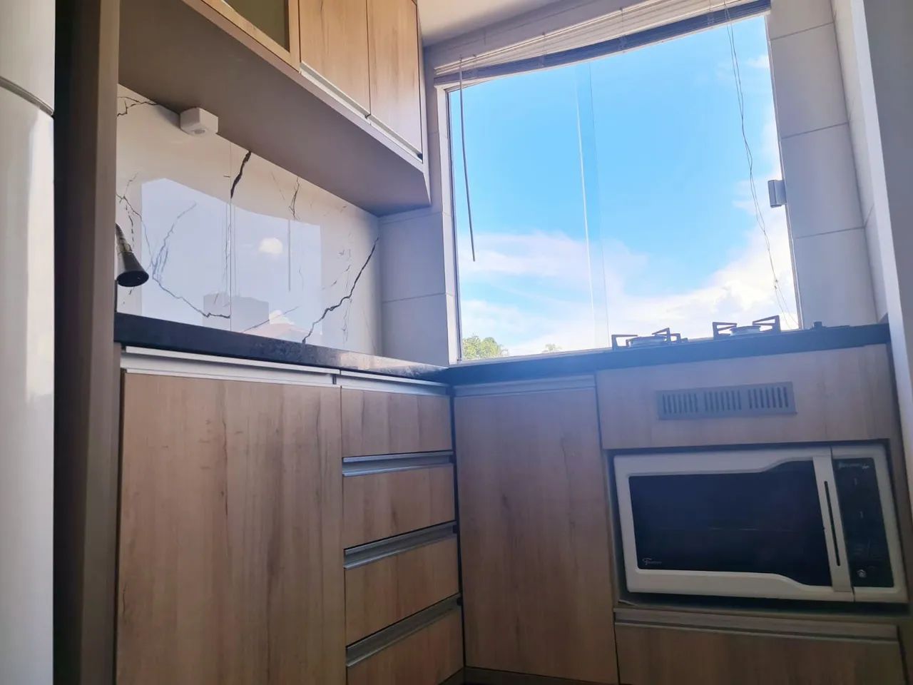 STUDIO MOBILIADO EM LOCAL PRIVILEGIADO DO JARDIM ATLÂNTICO. - Foto 2