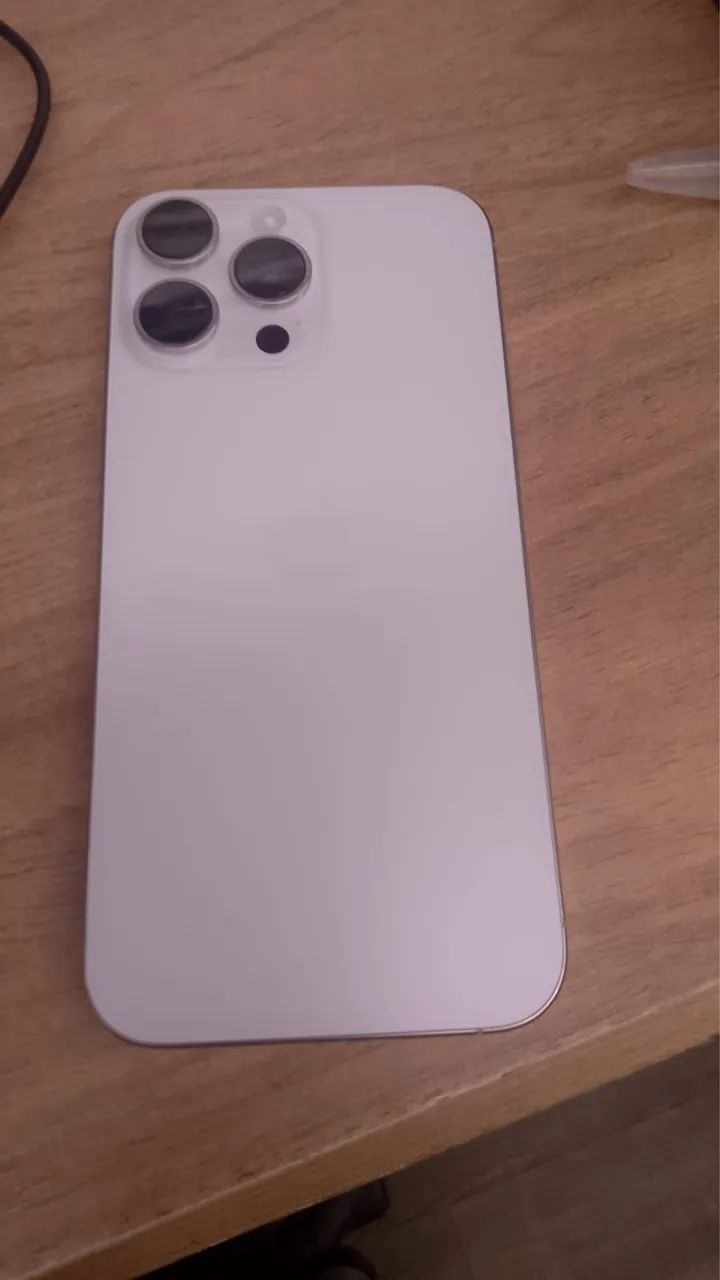 Iphone 16 pro max 