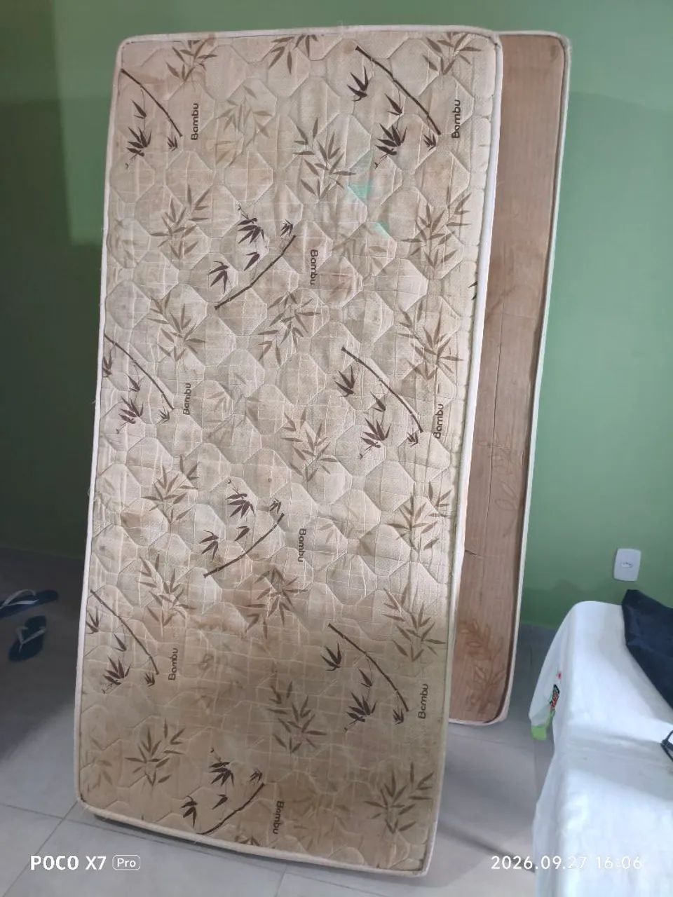 Cama de solteiro 
