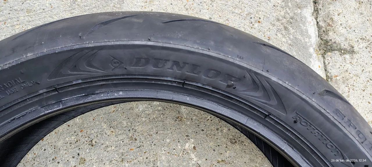 Pneu traseiro Dunlop  180 55 para MT 07  - Foto 5