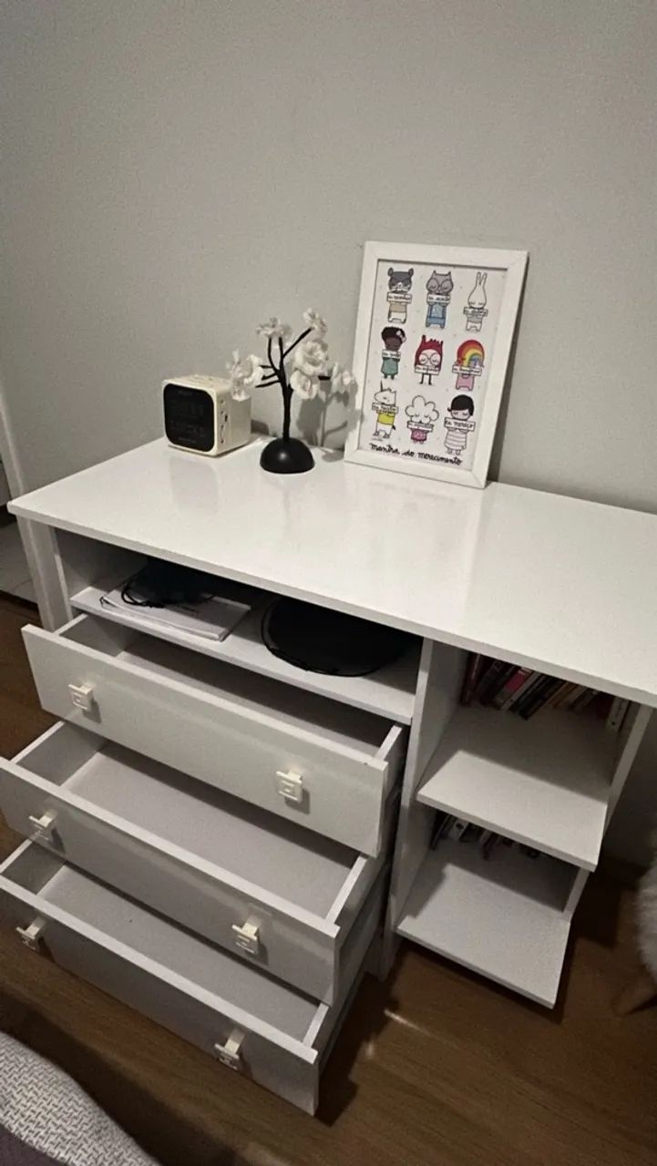 Cômoda Branca Moderna com Nichos e Gavetas (Ótimo Estado) - Foto 3