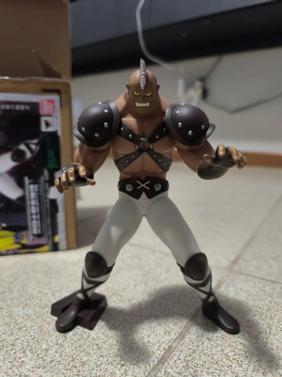cloth myth - estátua do Cássius Bandai
