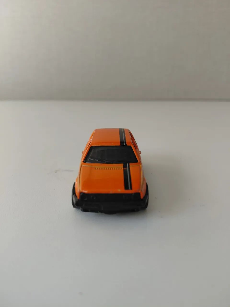 Miniatura HotWheels Golf 1989 - perfeito estado - Foto 3